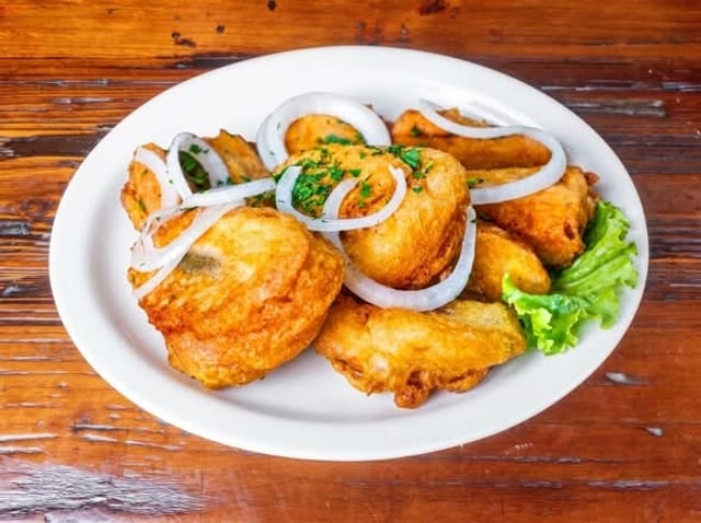 CHILE RELLENO EN PAN.